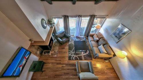 Tahoe Village 275c