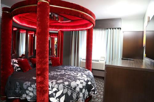 Hotel Red Carpet Inn Elmwood