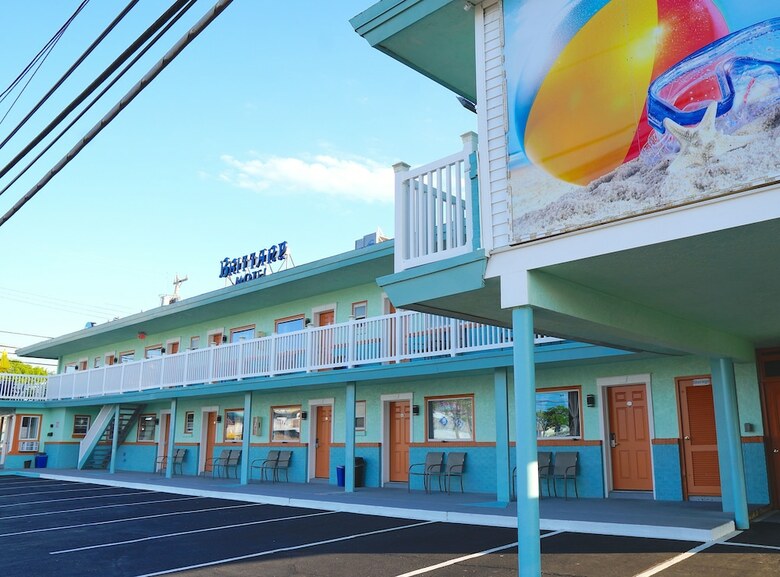Hotel Beachside Resort