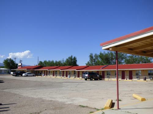 Chaparral Motel