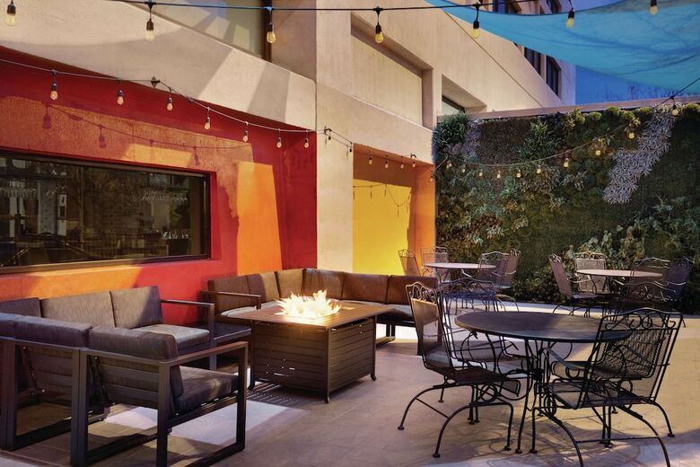Hotel Doubletree By Hilton Downtown Albuquerque