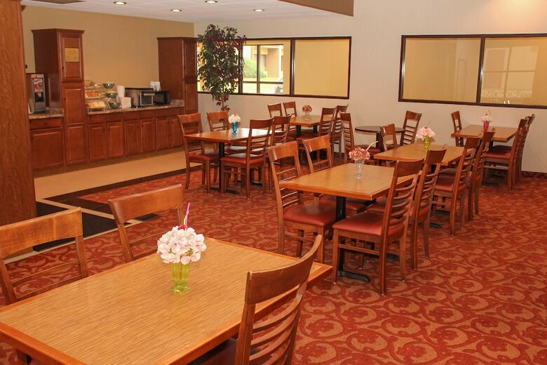 Hotel Quality Inn Buffalo Airport