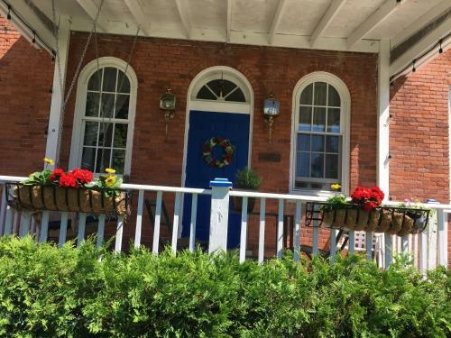 Bed & Breakfast Oak Valley Inn And Suites