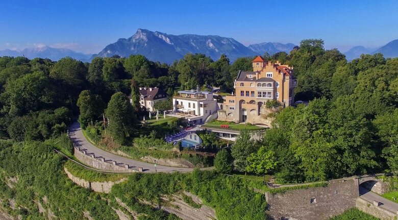 Hotel Schloss Monchstein