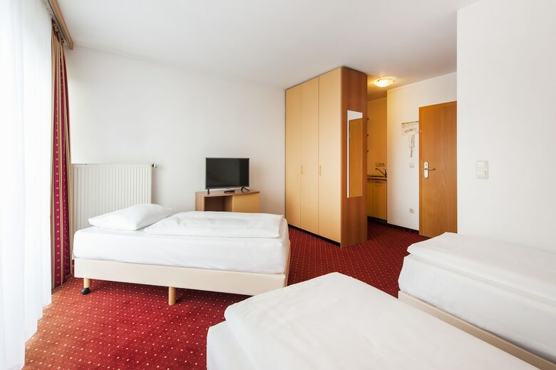 Hotel Azimut Erding
