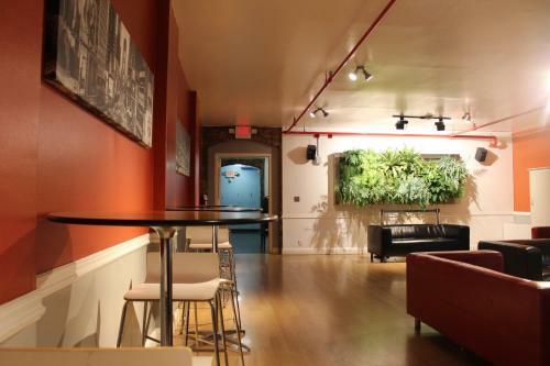 Hi Nyc Hostel