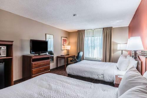 Hotel Clarion Inn Cornelius
