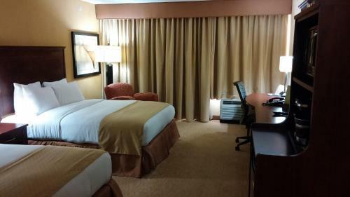 Hotel Doubletree By Hilton Fayetteville