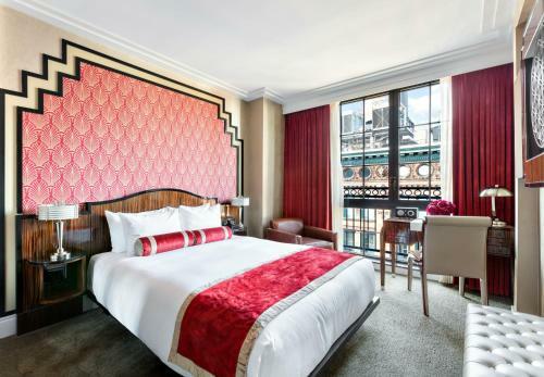 The Jade Hotel