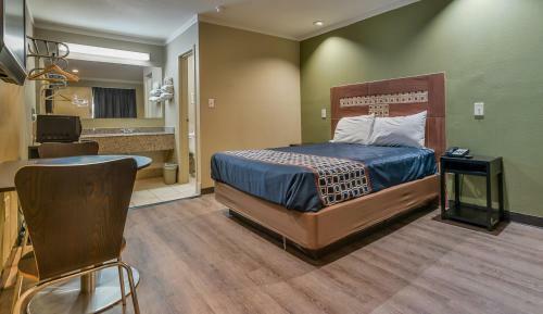 Motel Knights Inn Raleigh
