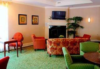 Motel Courtyard Raleigh Crabtree Valley