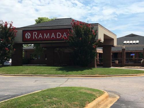Hotel Ramada By Wyndham Raleigh