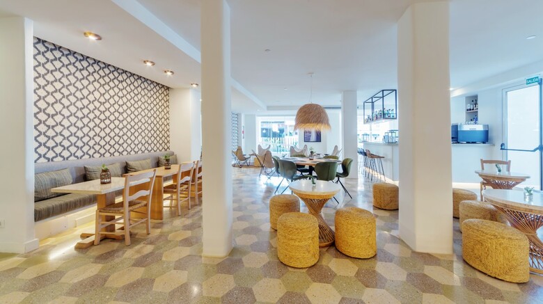 Hotel Hm Alma Beach Adults Only
