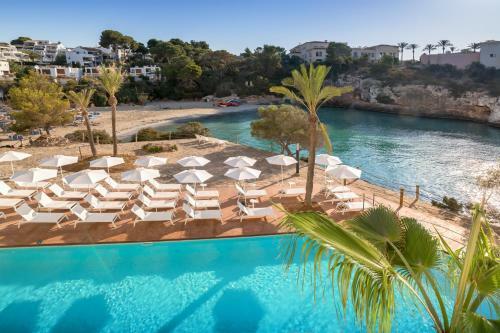 Hotel Barcel� Ponent Beach