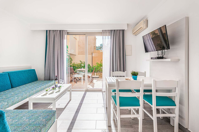 Apartamentos Playa Ferrera