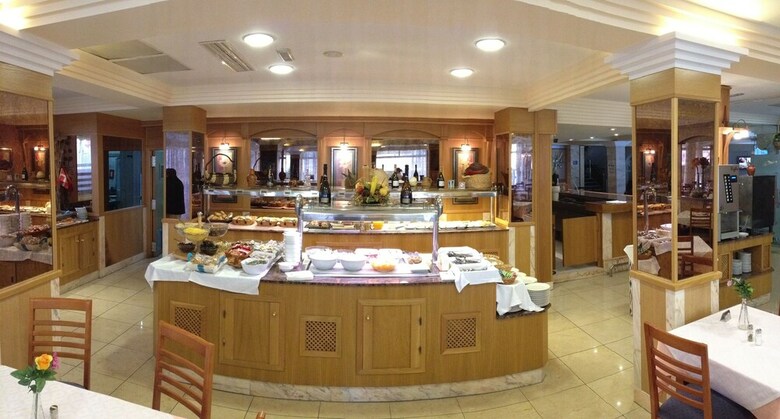 Hotel Amoros