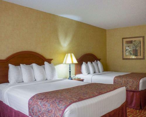 Hotel Rodeway Inn Grand Forks