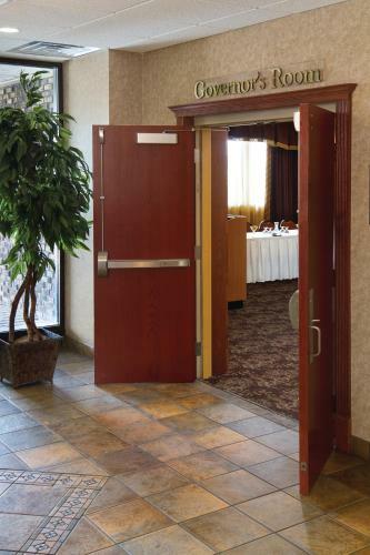 Best Western Plus Ramkota Hotel Bismarck