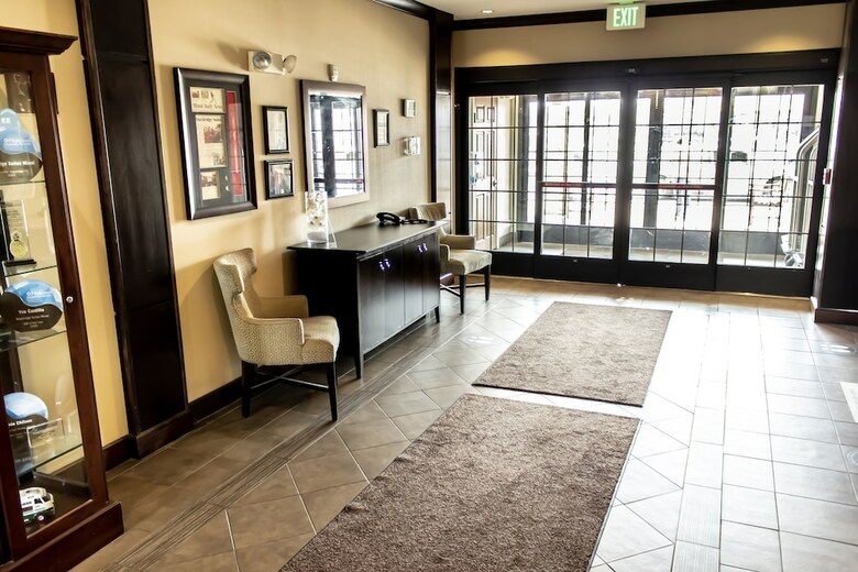Hotel Staybridge Suites Minot