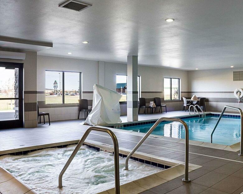 Hotel Comfort Suites Fargo