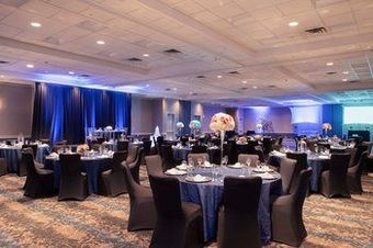 Crowne Plaza Hotel Columbus - Dublin