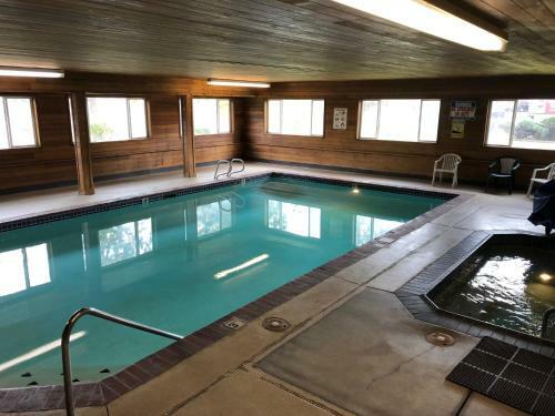 Hotel Super 8 By Wyndham Lagrande