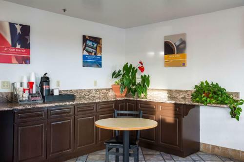 Hotel Motel 6 Portland - Wilsonville