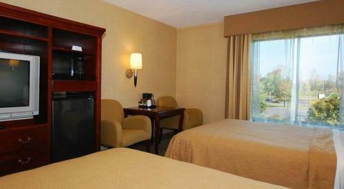 Hotel Quality Inn & Suites Bensalem