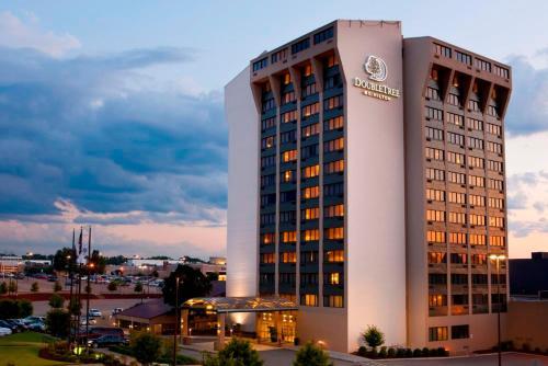 Hotel Doubletree By Hilton Pittsburgh Monroeville Convention Center