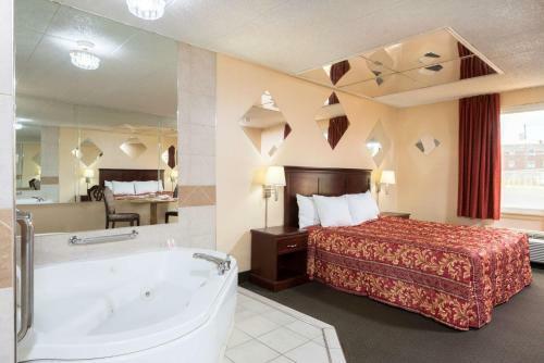 Hotel Days Inn Roosevelt Boulevard