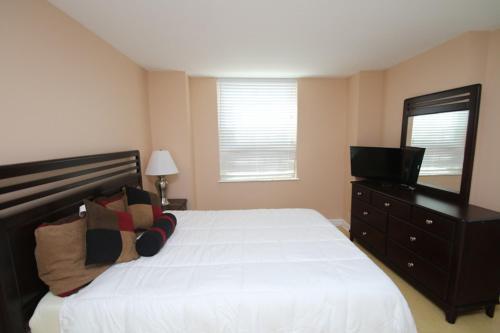 Rittenhouse Square 2br Apartment
