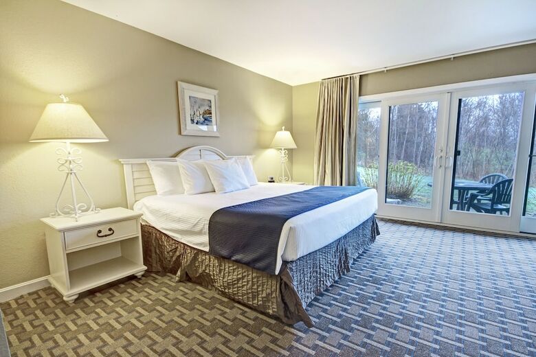 Hotel Wyndham Newport Overlook