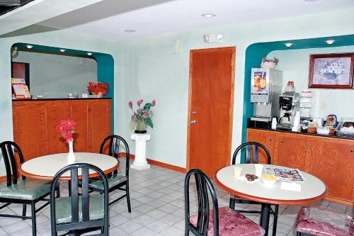 Motel Economy Inn Dillon