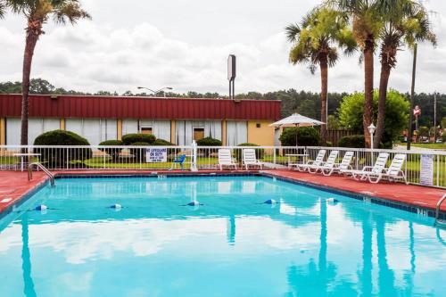 Motel Super 8 By Wyndham Hardeeville