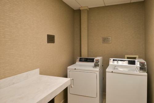 Hotel Courtyard By Marriott Northeast/i-77