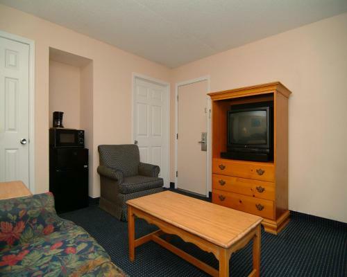 Motel Econo Lodge Inn And Suites Beach Front Central