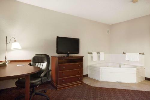 Hotel Baymont Inn & Suites Sioux Falls