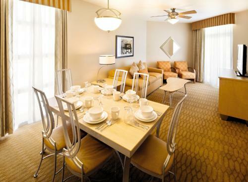 Aparthotel Wyndham Ocean Boulevard