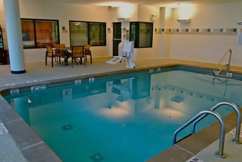 Hotel Courtyard By Marriott Clarksville