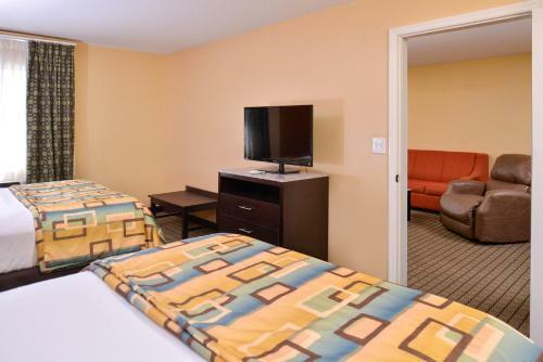 Hotel Douglas Inn & Suites