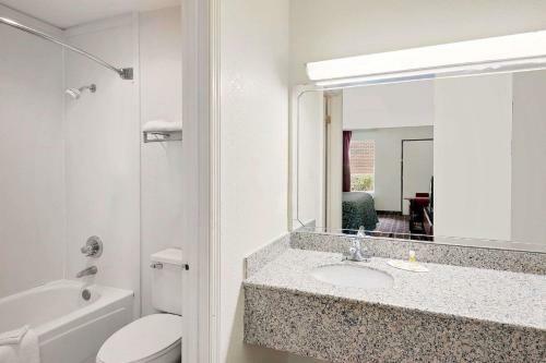 Motel Days Inn Cleveland