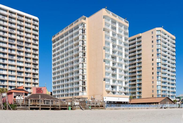 Hotel Sands Ocean Club