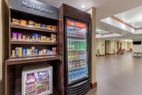 Hotel Comfort Suites Johnson City