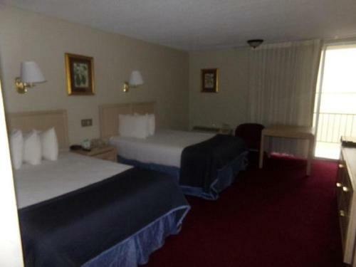 Hotel Reagan Resorts Inn