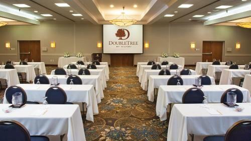 Doubletree By Hilton Hotel Oak Ridge - Knoxville
