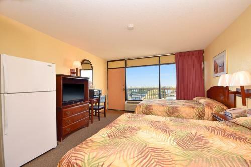 Hotel Holiday Sands North "on The Boardwalk"