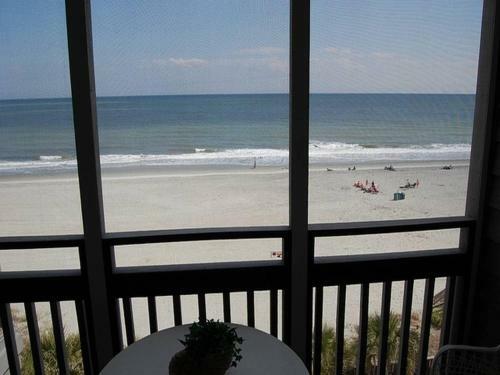 Apartamento Pelican's Landing 402 Condo