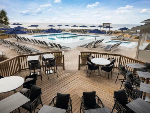 Hotel Royale Palms By Hilton