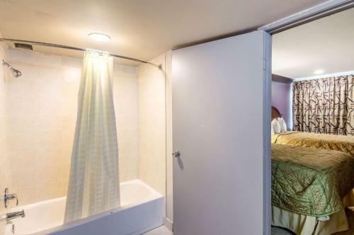 Motel Rodeway Inn Arlington