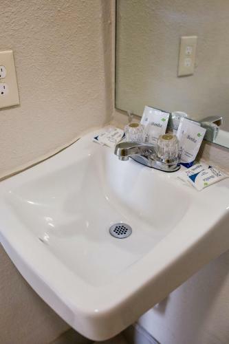 Motel Red Carpet Inn & Suites Beaumont